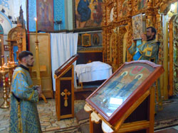 Богослужение в праздник Благовещения Пресвятой Богородицы. Увеличить изображение. Размер файла: 175,58 Kb [800X600]