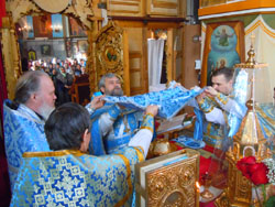 Богослужение в праздник Благовещения Пресвятой Богородицы. Увеличить изображение. Размер файла: 199,67 Kb [800X600]