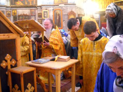 Новогодний молебен в Боровецкой церкви. Увеличить изображение. Размер файла: 140,81 Kb [800X600]