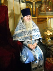 Богослужение в день празднования Казанской иконы Божией Матери. Увеличить изображение. Размер файла: 104,32 Kb [600X800]