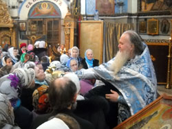 Богослужение в день празднования Казанской иконы Божией Матери. Увеличить изображение. Размер файла: 139,32 Kb [800X600]