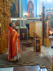 Радоница в Свято-Вознесенском соборе г. Набережные Челны. Увеличить изображение. Размер файла: 160,9 Kb [600X800]