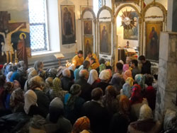 Божественная литургия в день памяти великомученика Димитрия Солунского. Увеличить изображение. Размер файла: 126,18 Kb [800X600]