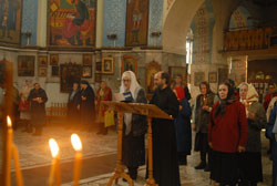 Божественная литургия в день памяти великомученика Димитрия Солунского. Увеличить изображение. Размер файла: 111,46 Kb [800X536]