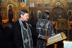 Чтенние канона Андрея Критского в Боровецком храме г. Набережные Челны. Увеличить изображение. Размер файла: 150,42 Kb [800X536]