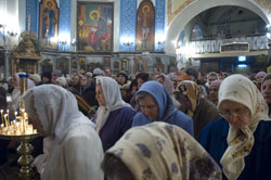 Рождественское богослужение в Свято-Вознесенском соборе г. Набережные Челны. Увеличить изображение. Размер файла: 129,19 Kb [800X532]