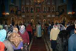 Всенощное бдение в праздник Сретения Господня. Увеличить изображение. Размер файла 109,01 Kb [800X535]