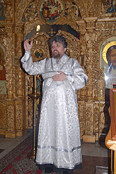 Пение молитвы "Отче наш...". Увеличить изображение. Размер файла 150,22 Kb [535X800]