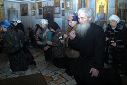 Чтенние канона Андрея Критского в Боровецком храме г. Набережные Челны. Увеличить изображение. Размер файла: 105,06 Kb [800X536]