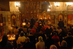 Чтенние канона Андрея Критского в Боровецком храме г. Набережные Челны. Увеличить изображение. Размер файла: 121,95 Kb [800X536]