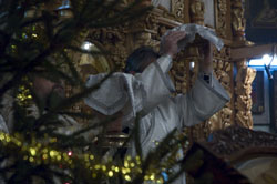 Рождественское богослужение в Свято-Вознесенском соборе г. Набережные Челны. Увеличить изображение. Размер файла: 101,48 Kb [800X532]