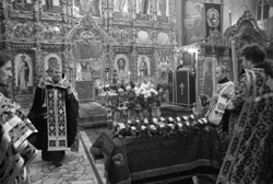 Увеличить изображение. Вынос Плащаницы. 800х536. 160кБ