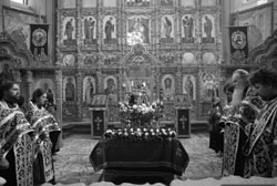 Увеличить изображение. Вынос Плащаницы. 800х536. 160кБ