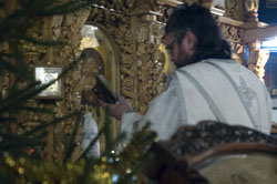 Рождественское богослужение в Свято-Вознесенском соборе г. Набережные Челны. Увеличить изображение. Размер файла: 94,88 Kb [800X532]