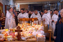 Панихида. Увеличить изображение. Размер файла 130,06 Kb [800X535]