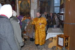 Каждение. Диакон Николай Ярин. Увеличить изображение. Размер файла: 120,08 Kb [800X536]
