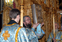 Благовещение. Увеличить размер 165кБ 800х536 