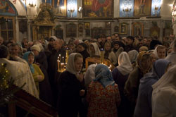 Рождественское богослужение в Свято-Вознесенском соборе г. Набережные Челны. Увеличить изображение. Размер файла: 111,15 Kb [800X532]