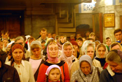 Всенощное Бдение в канун Воздвижения Креста Господня. Увеличить изображение. Размер файла: 121,02 Kb [800X536]