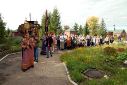 Праздник Воздвижения Креста в Боровецкой церкви. Увеличить изображение. Размер файла: 162,02 Kb [800X536]