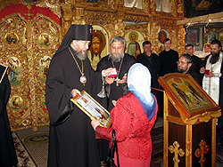 Архиерейское богослужение в день праздника Вознесения Господня. Увеличить изображение. Размер файла: 264,88 Kb [800X600]