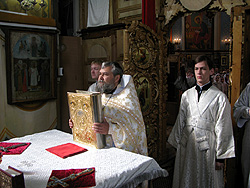 Архиерейское богослужение в день праздника Вознесения Господня. Увеличить изображение. Размер файла: 194,81 Kb [800X600]