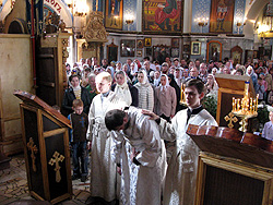 Архиерейское богослужение в день праздника Вознесения Господня. Увеличить изображение. Размер файла: 252,92 Kb [800X600]