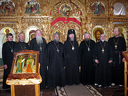 Архиерейское богослужение в день праздника Вознесения Господня. Увеличить изображение. Размер файла: 266,88 Kb [800X600]