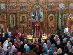 Пасхальная Божественная литургия. Увеличить изображение. Размер файла: 186,27 Kb [800X600]