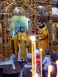 Божественная литургия в день памяти св. вмч. Пантелеимона. Увеличить изображение. Размер файла: 124,94 Kb [450X600]