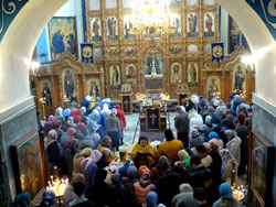 Божественная литургия в день памяти св. вмч. Пантелеимона. Увеличить изображение. Размер файла: 98,44 Kb [600X450]