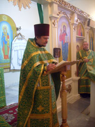 Божественная литургия в день святой блаженной Ксении Петебрургской. Увеличить изображение. Размер файла: 147,2 Kb [600X800]