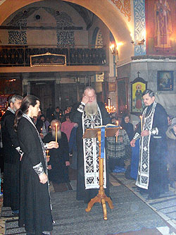 Чтение покоянного канона Андрея Критского в Боровецком храме г. Набережные Челны. Увеличить изображение. Размер файла: 800х536