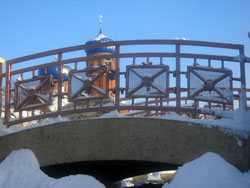 Родник около Свято-Вознесенского собора г. Набережные Челны. Увеличить изображение. Размер файла: 112,25 Kb [800X600]