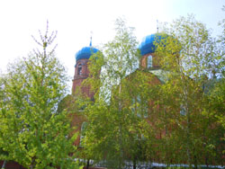 Весенний храм. Виды Свято-Вознесенского собора.Увеличить изображение. Размер файла: 210,79 Kb [800X600]