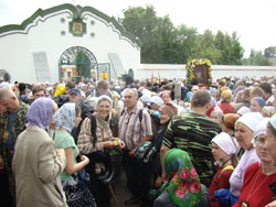 Великорецкий крестный ход. Увеличить изображение. Размер файла: 164,25 Kb [800X600]