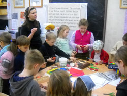 Подготовка к Рождеству Христову в Боровецкой церкви. Увеличить изображение. Размер файла:135,7 Kb [800X600]