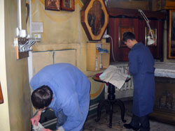 Подготовительные работы к Рождеству в Боровецкой церкви г. Набережные Челны. Увеличить изображение. Размер файла: 108,4 Kb [800X600]