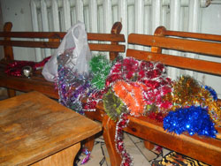 Подготовительные работы к Рождеству в Боровецкой церкви г. Набережные Челны. Увеличить изображение. Размер файла: 197,48 Kb [800X600]