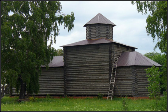Храм Живоначальной Троицы в селе Крещеные Казыли