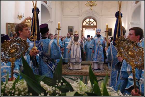 Епископ Мефодий посетил Дивеевский монастырь