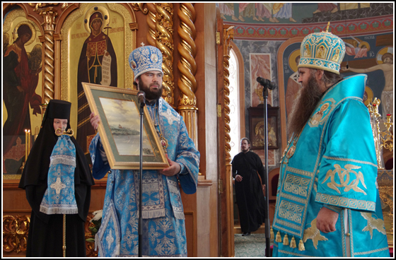 Епископ Мефодий посетил Дивеевский монастырь