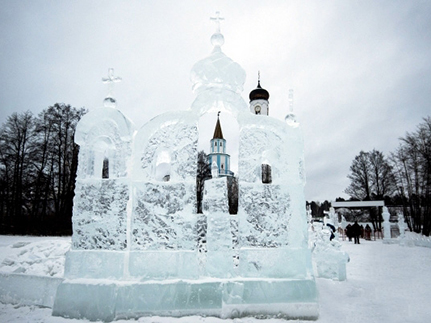 В Раифском монастыре открылся ледовый городок