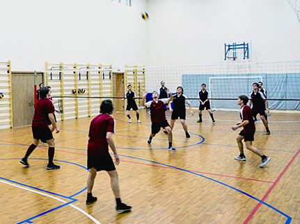 В КазДС прошел первый турнир по волейболу