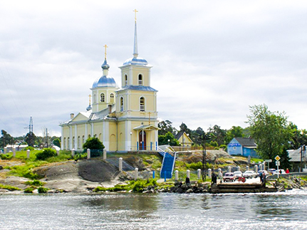 Вандалы осквернили церковь в Петрозаводске