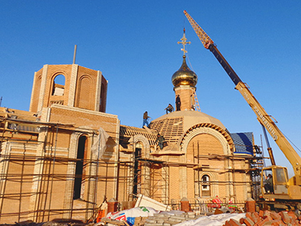 В селе Соколка продолжается строительство храма