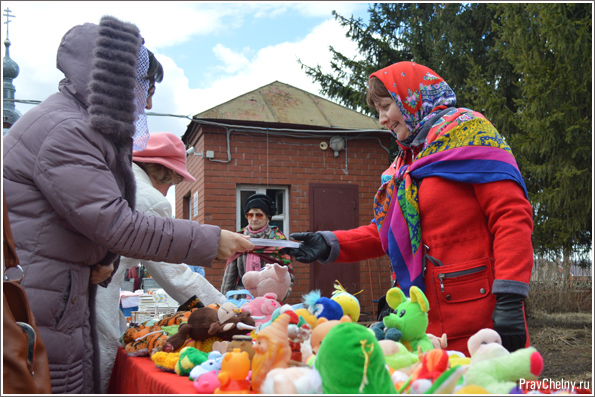 Пасха, ярмарка, помощь