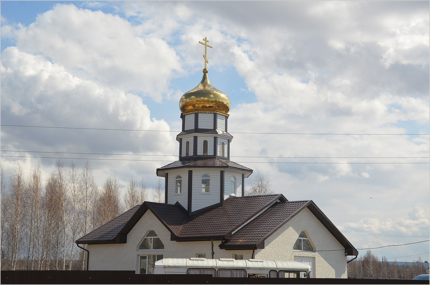 Крестовоздвиженский храм в митино. Крестовоздвиженский храм Набережные Челны. Храмы в Набережных Челнах. Церковь Набережные Челны 65 комплекс. Крестовоздвиженская Церковь Казань