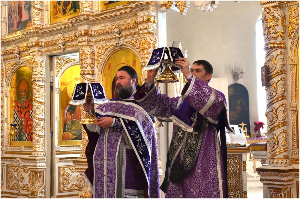 Литургия на страстной неделе. Евхаристия.