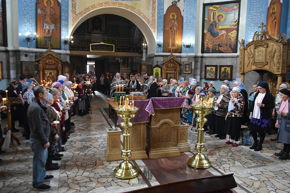 В Свято-Вознесенском соборе было совершено Таинство Соборования